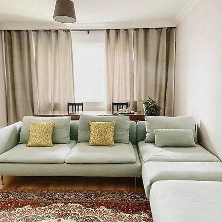Lovely Apt In דירה